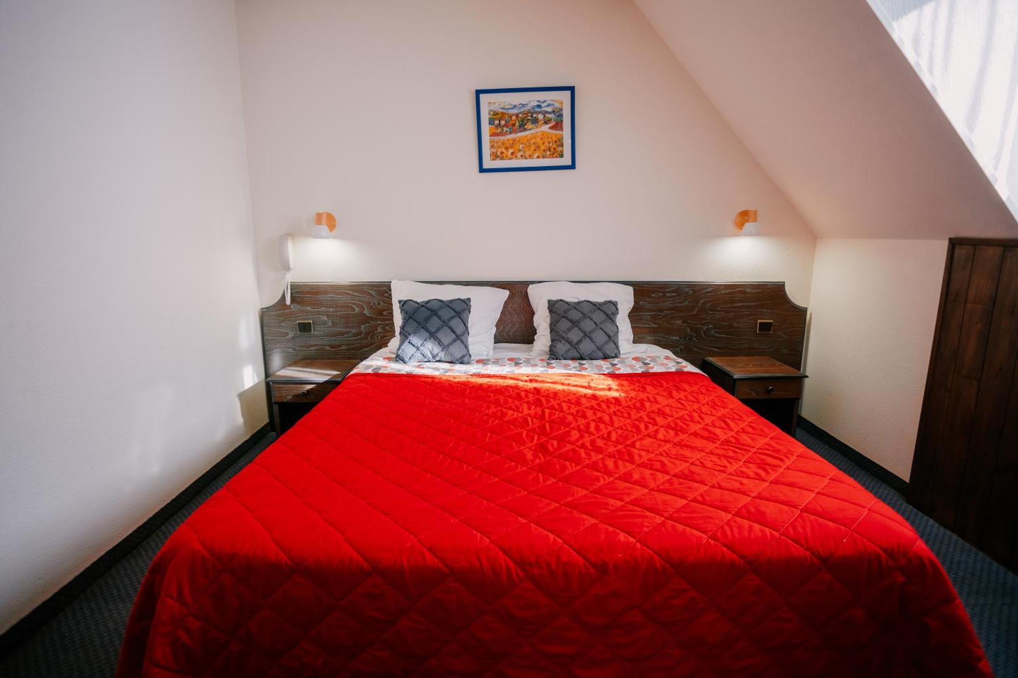 Hotel Le Montaigu Luz-Saint-Sauveur Eksteriør billede